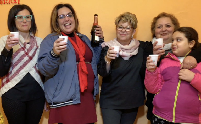 Le associazioni del Carnevale di Misterbianco augurano buone feste!