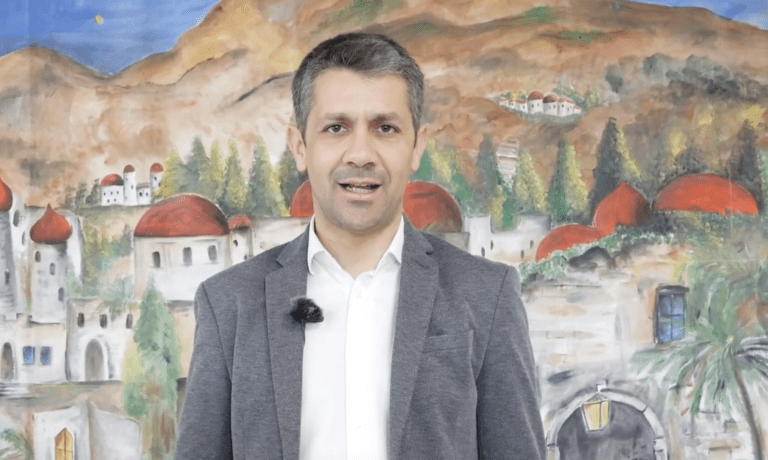 CAMPOROTONDO ETNEO: GLI AUGURI DEL SINDACO FILIPPO PRIVITERA