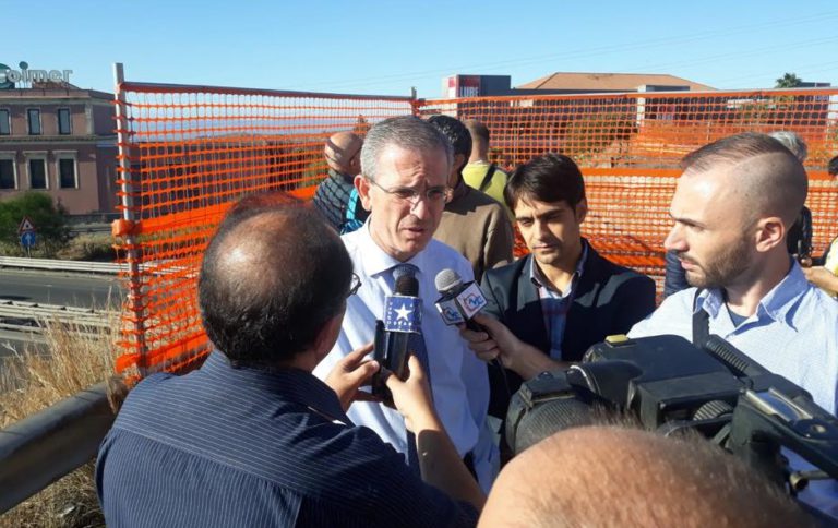 RICOSTRUZIONE PONTE GRACI, IL MOVIMENTO "GUARDIAMO AVANTI": "PLAUSO AL GOVERNO MUSUMECI, BASTA CON IL FUMO NEGLI OCCHI DEI CITTADINI"