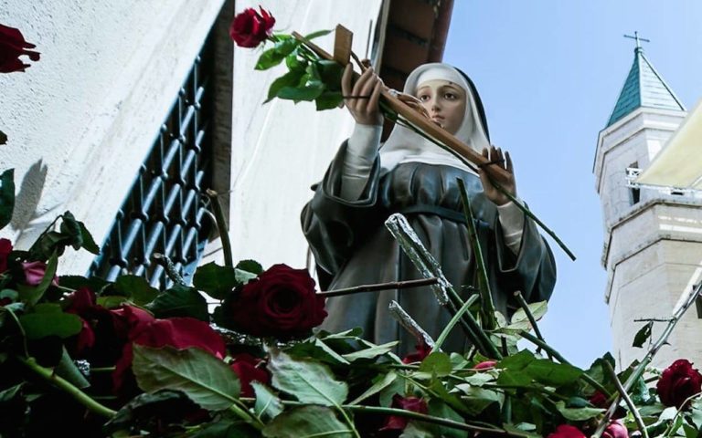 Santa Rita ed il miracolo dello sbocciar della rosa d’inverno