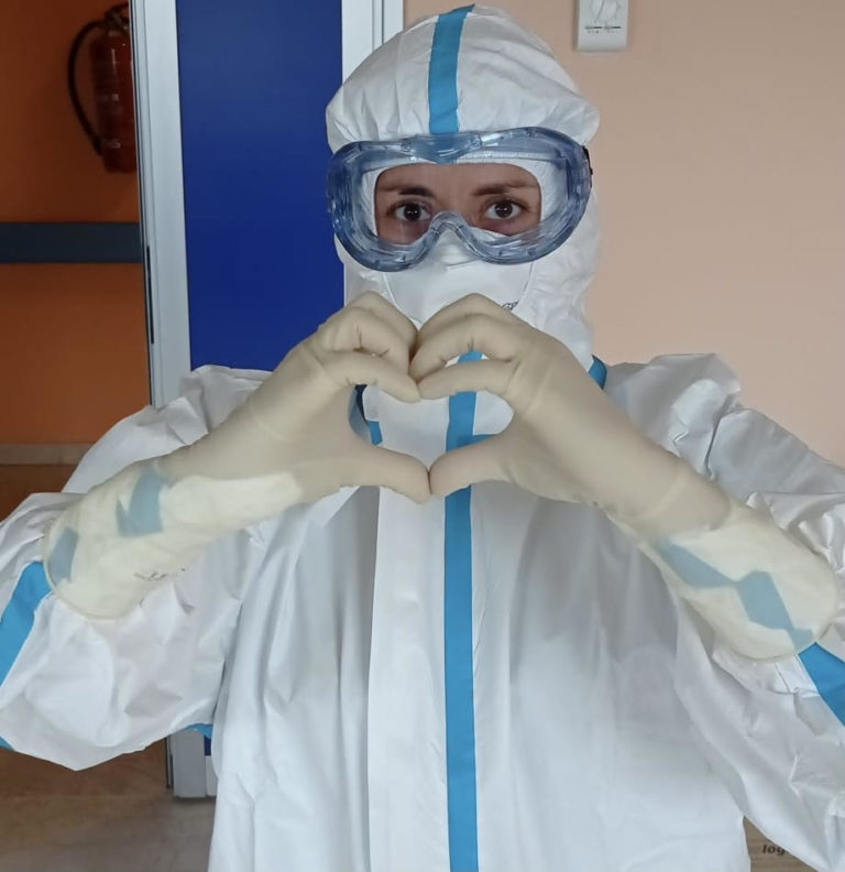 Tra paura e voglia di battere questa pandemia, continuano le vaccinazioni contro il Covid-19. La testimonianza di Antonella Lao