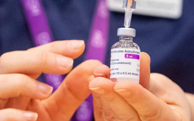 COSA SUCCEDE CON ASTRAZENECA