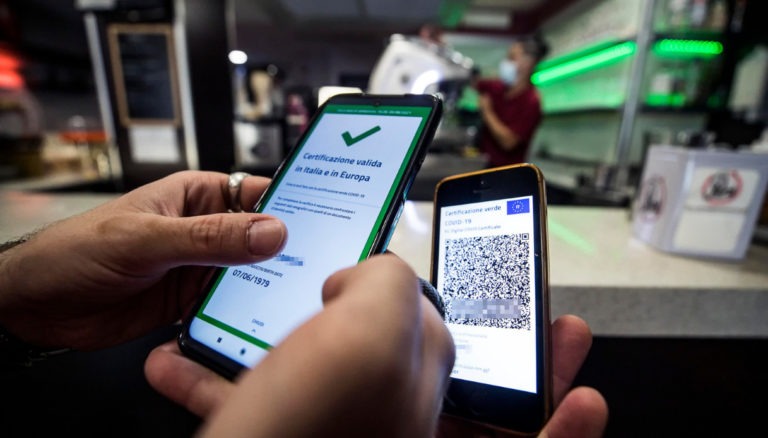 In mensa aziendale con il green pass
