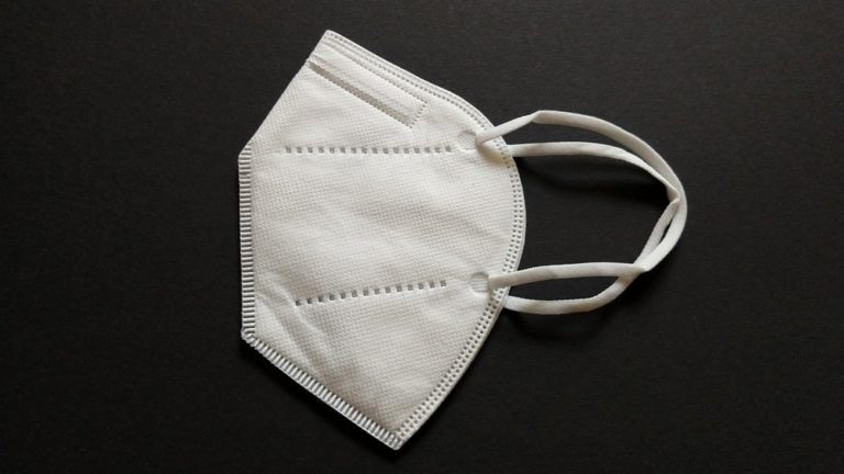 Covid. Obiettivo: limitare la diffusione della variante omicron