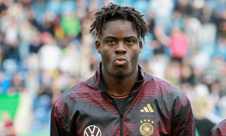 Bisseck a Milano per le visite mediche