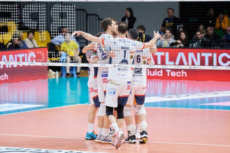 Saturnia, ultima trasferta di SuperLega a Modena finisce 1-3. Basic:”onorare la maglia”