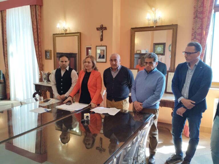 Aci Catena, nuovo progetto per il cimitero: 440 loculi e 176 tombe ipogee previste