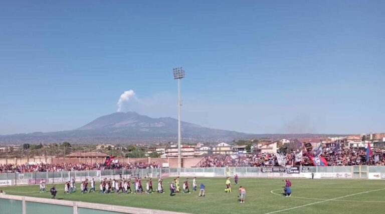 Calcio, momento storico per il Paternò: finale di Coppa Italia Eccellenza