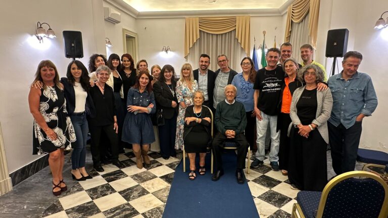 “Gli ultimi maestri d’ascia di Aci Trezza”: Clemente Cipresso racconta il mito dei Rodolico