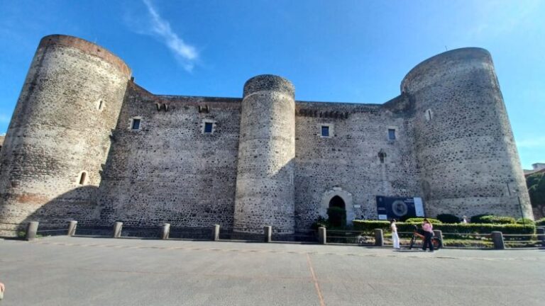 Centro storico, ufficializzazione delle pedonalizzazioni: vie, piazze, orari e regole