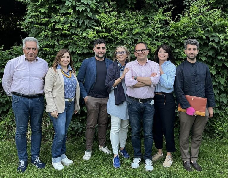 Nuovo logo per “La Strada del Vino e dei Sapori dell’Etna”:”Simbolo di una strada che accoglie diversi”