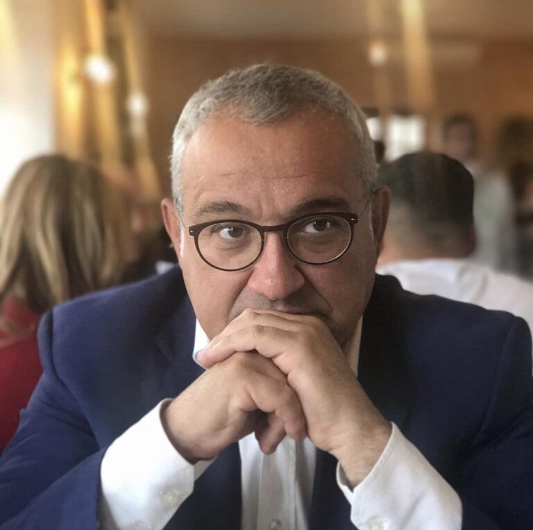 Adrano, minacce al sindaco Mancuso: lettera anonima recapitata nella sua abitazione