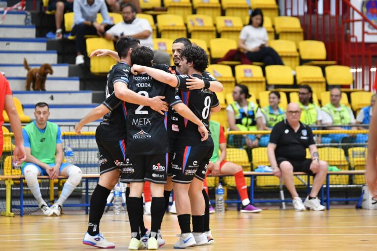 La Meta inizia col botto i play off: 17 gol al Came e semifinale contro la Roma