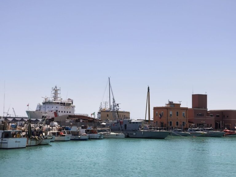 Porto Di Catania, firmata concessione aree operative