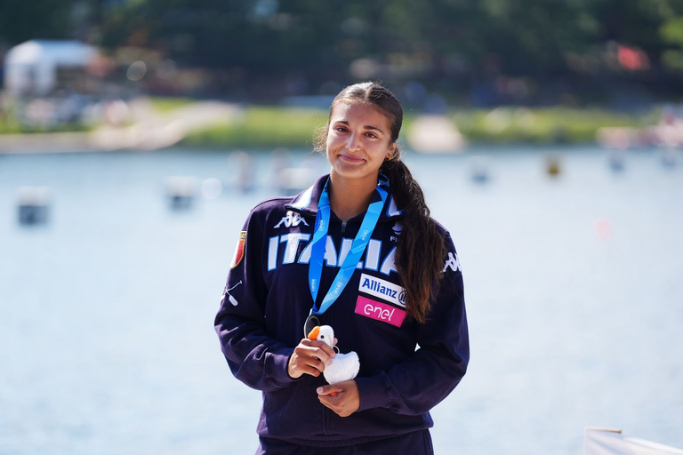 Canoa, Mondiali Junior: Anastasia Insabella conquista un altro Argento nei 500 metri