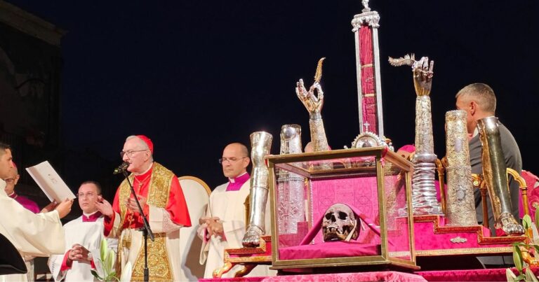 Aci Castello celebra i 900 anni della Traslazione delle Reliquie agatine: la cerimonia avvenuta