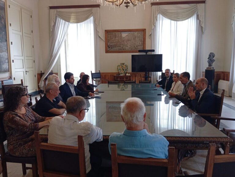 Catania, incontro amministrazione-sindacati:”Rafforzare tutti gli organici”