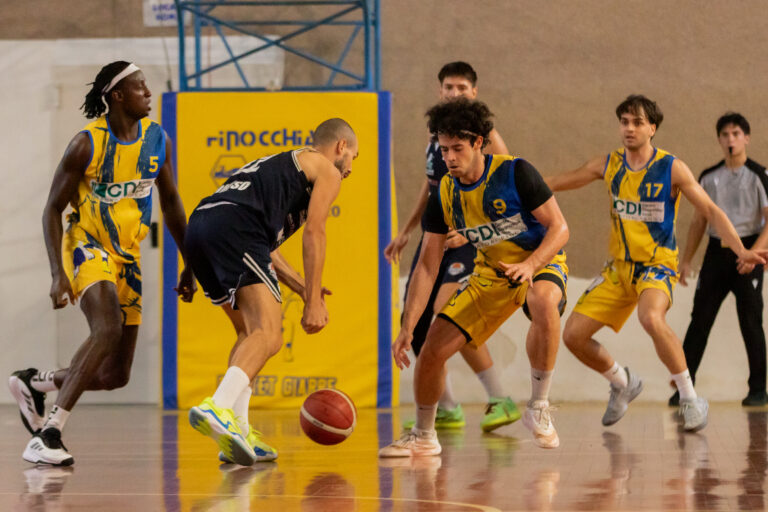 Il Basket Giarre cede a Reggio: 90-66 dalla Dierre